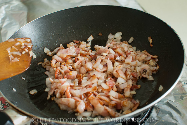 Cooked bacon mixture