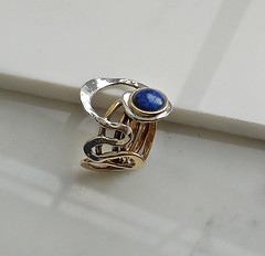 ring nugold, finesilver, brass bezel, Lapis lazuli10mm, size 7-7.5 by Wolfgang Schweizer