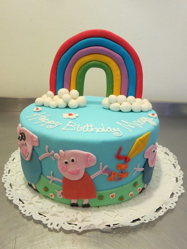 Peppa Pig Cake by CAKE Amsterdam - Cakes by ZOBOT