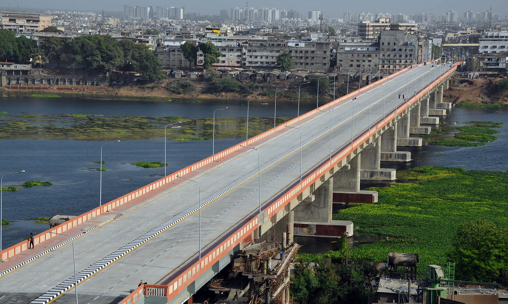 In picture, the city of Surat gets a new river bridge over Tapi