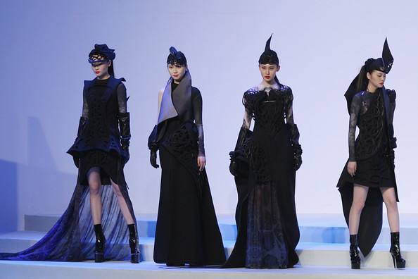 China+Fashion+Week+2012+13+W+Collection+Day+y9ckJzUOUA0l