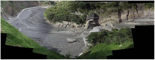 巴陵壩潰壩前後照片(圖片來源:水利署)                   