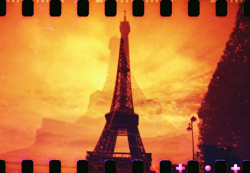 Eiffel Tower by colinedwin