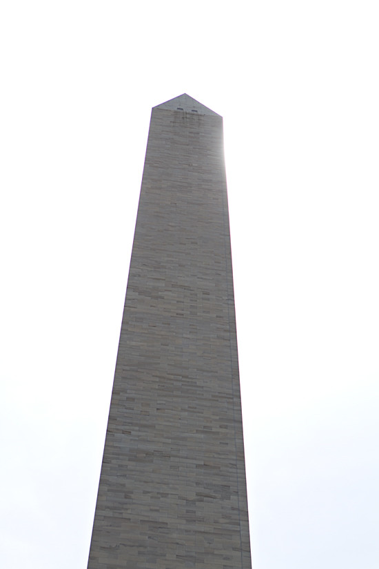 monument 13