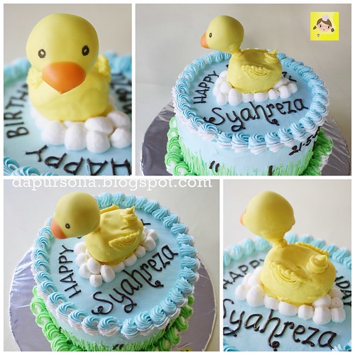 Rubber Duck Cake for Syahreza