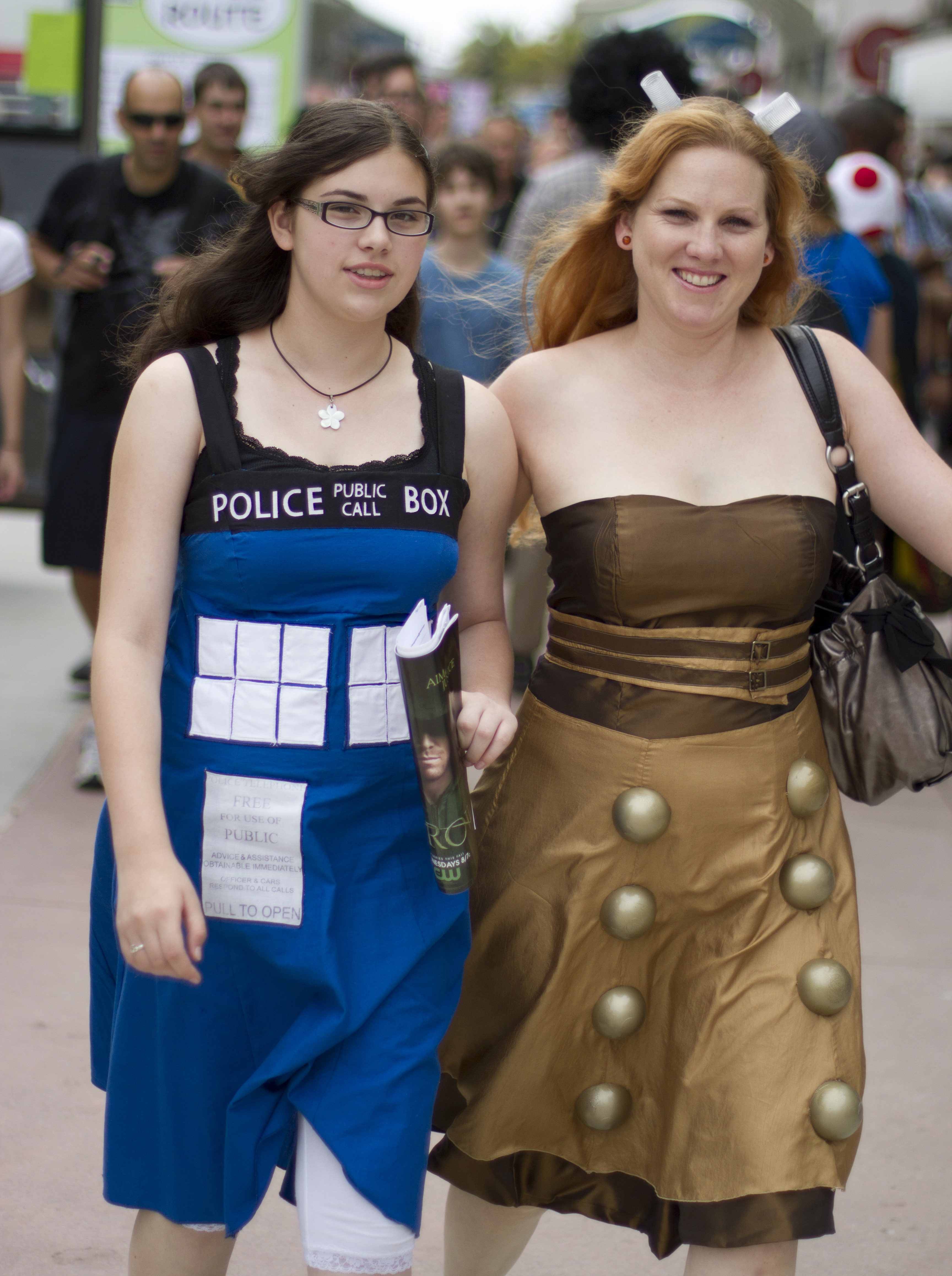 TARDIS girl with Dalek