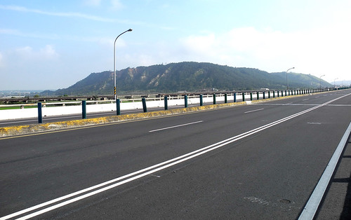 Long Bridge on the Way to Taichung