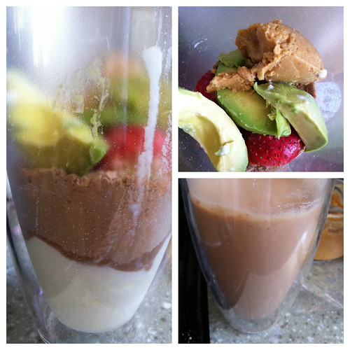 Protein Smoothie: Chocolate, Strawberry, Peanutbutter, Avocado shake