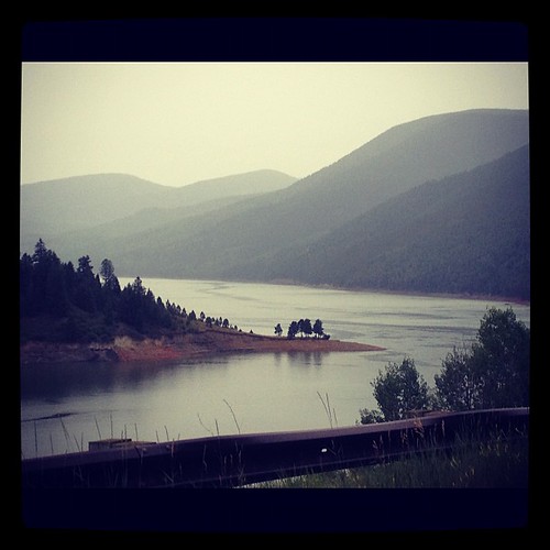 Ruedi reservoir in the rain <3