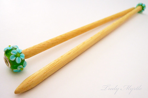 DIY knitting needles