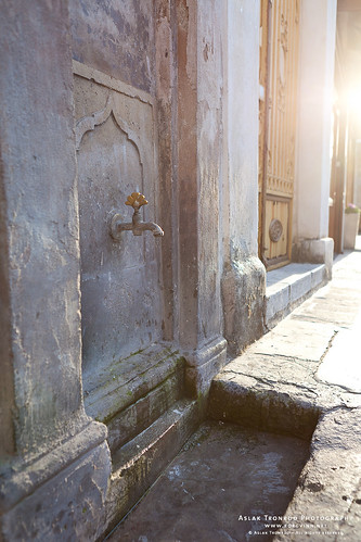 Water tap outside the Mehmet Aga Mosque by aslakt