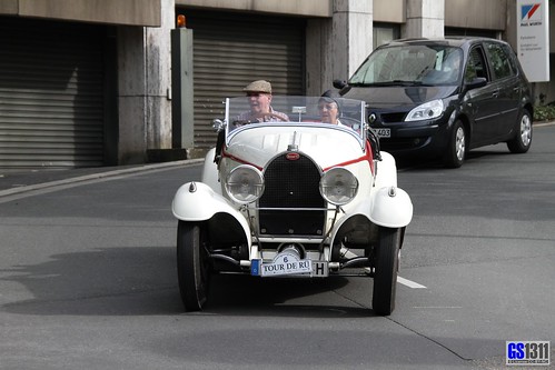 bugatti car photo