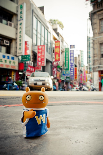Uglyworld #1604 - On The Streets Of Hsinchu (Project TW - Image 191-366) by www.bazpics.com