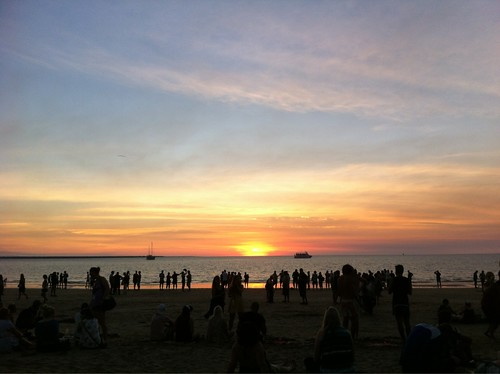 Mindil Beach sunset crowds