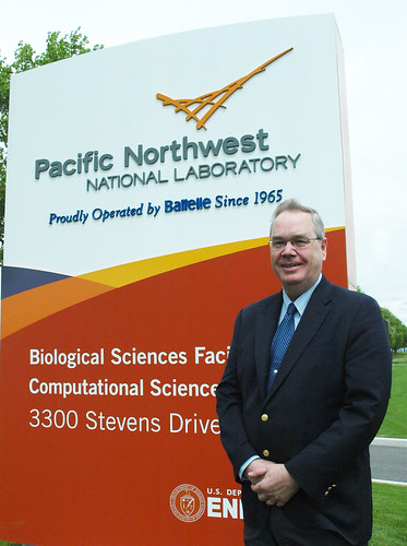 Under Secretary for Rural Development, Dallas Tonsager recently visited the Pacific Northwest National Laboratory in Richland, Wash., with other members of a technical advisory committee exploring ways to further the use and development of advanced bio-fuels.   Photo by Phil Eggman, USDA 