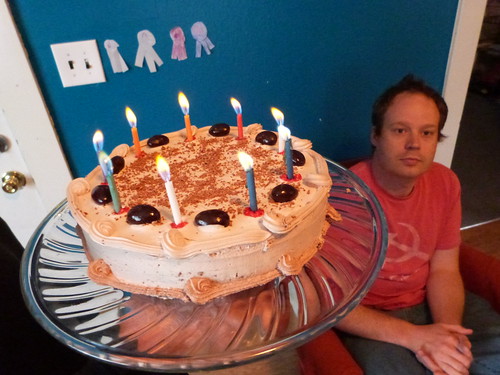 Ralph Awaits Cake, Pic 1