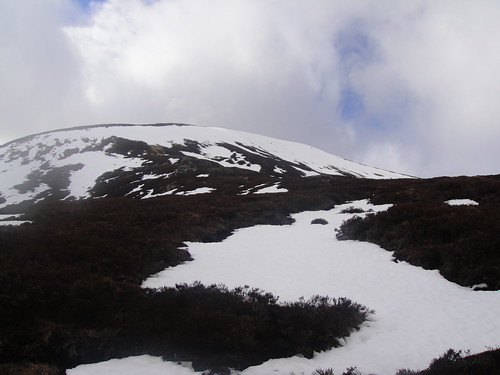 Looking West up to the main ridge from Coire Fhearneasg, Cairngorms