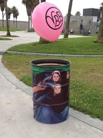 trash cans by Mark Grotjahn