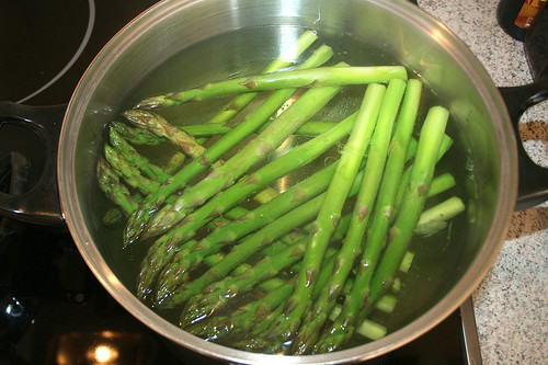 15 - Spargel blanchieren / Blanch asparagus
