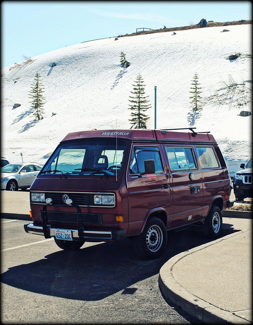VW Van parked at the Johnston Ridge Observatory - Mt. St. Helens