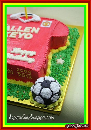 Keyo Birthday Cake
