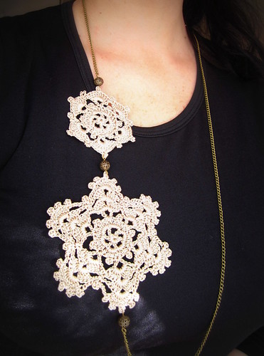 Snowflake necklace by Bohemian Hooks