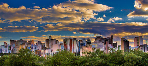 Sky line de Belo Horizonte by Héctor Falcón