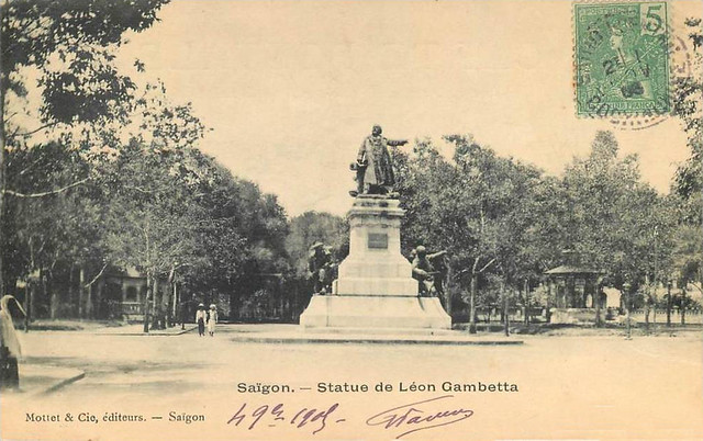 SAIGON - STATUE DE LEON GAMBETTA