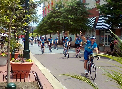 Climate Ride rolls into the Silver Spring lunch stop (c2012 FK Benfield)