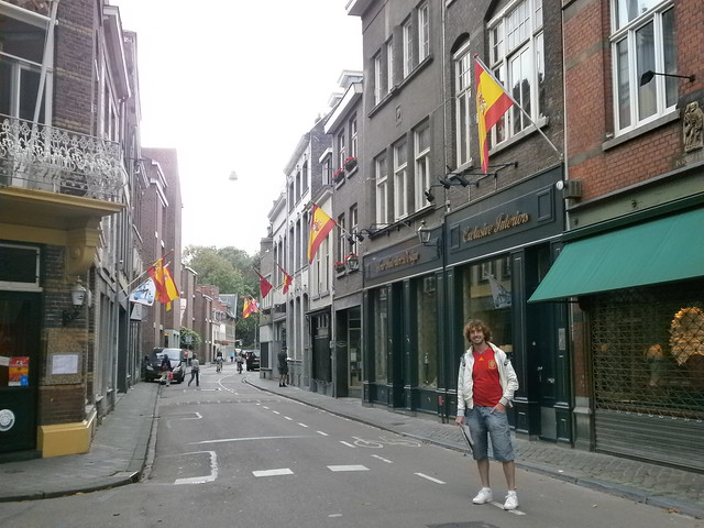 Waffles, Beers, Friteries and Coffee Shops. - Blogs de Europa Central - Día 5. Maastricht y noche en Amsterdam. (13)