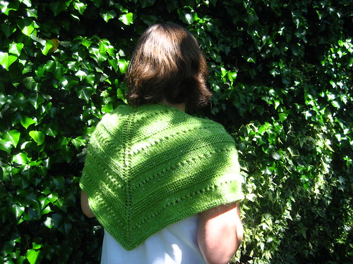 Spring green shawl finished