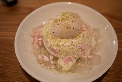 Baked meringue, vanilla, rose and lychee at Golden Fields