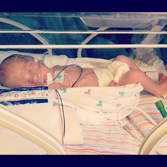Just chillin. Avery Paige. Day 16. #preemie #twins