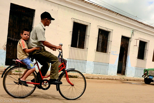 Bicycle scenes from Cuba by Josh Townsley--10