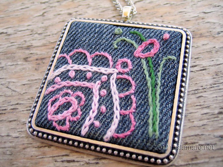 hand embroidered jeans necklaces flower
