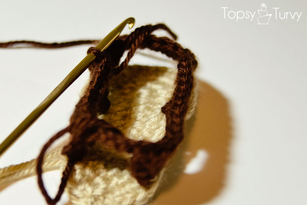 crochet-baby-sandals-right-slip-stitch