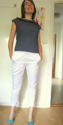 The white trousers from BurdaStyle 09-20011-107