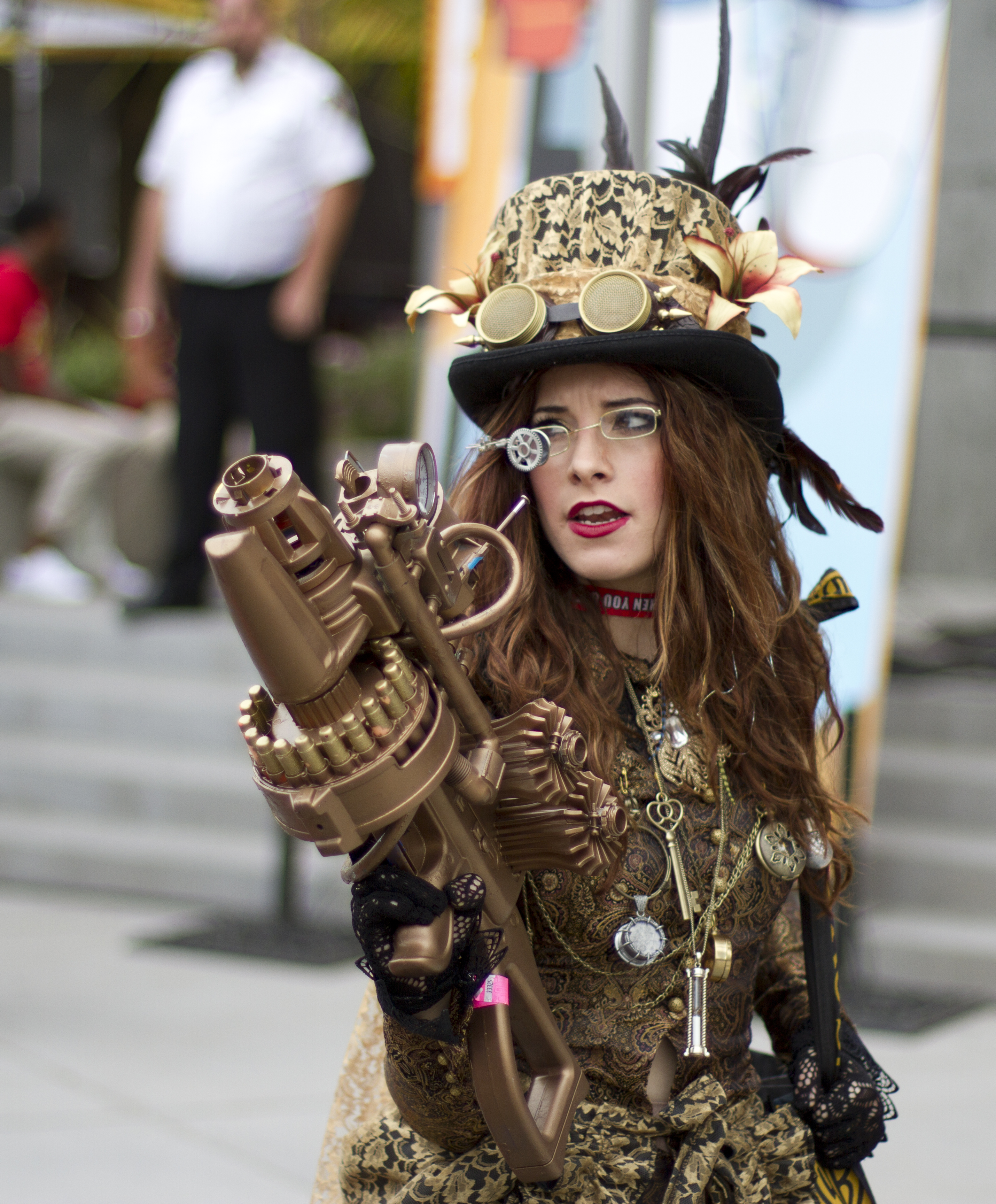 Amazing Steampunk outfit and gun