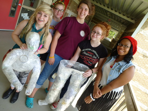 Sculpture in fine arts Magnet : body casts by trudeau