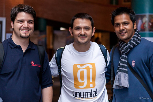 Isidro and Carlos from Gnumla, with Saurabh from Cloudaccess