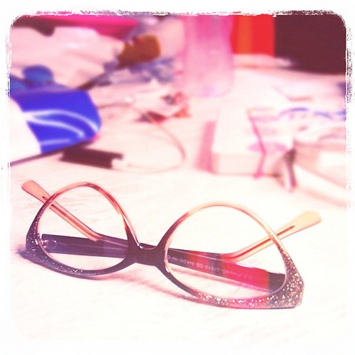 Cateye glasses