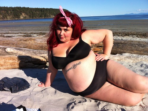 Jessica Luxery in a Bikini