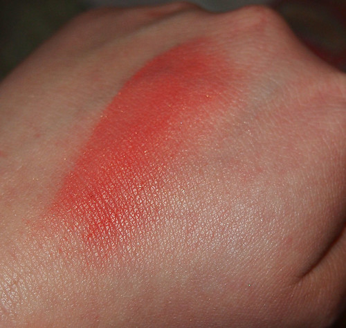 look blusher swatch