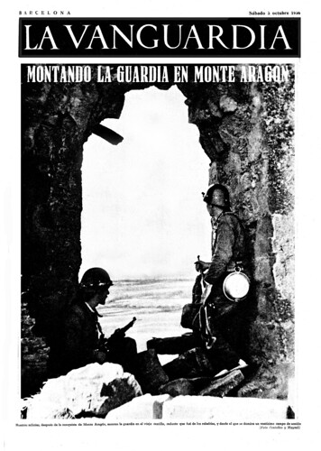 Montando guardia en Monte Aragón, portada en La Vanguardia, 3 de octubre de 1936. by Octavi Centelles