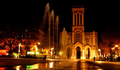 Saint-Etienne Cathedral (night)
