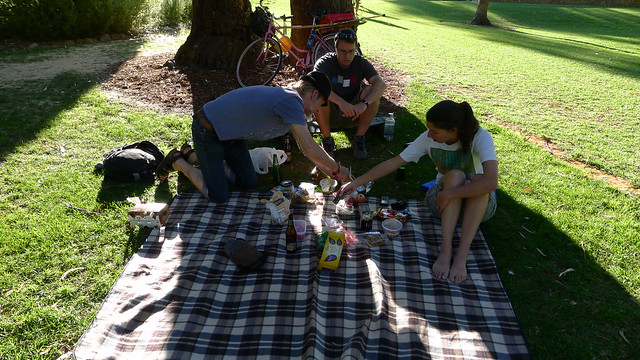 Finishing up the picnic