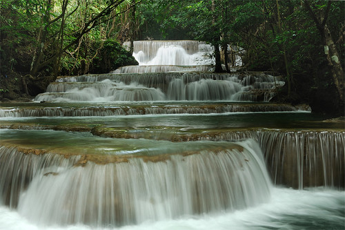 Waterfall by Boy-piyaphon