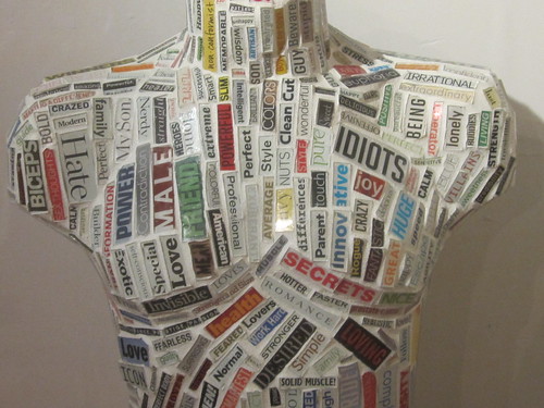 Text on Maniquin