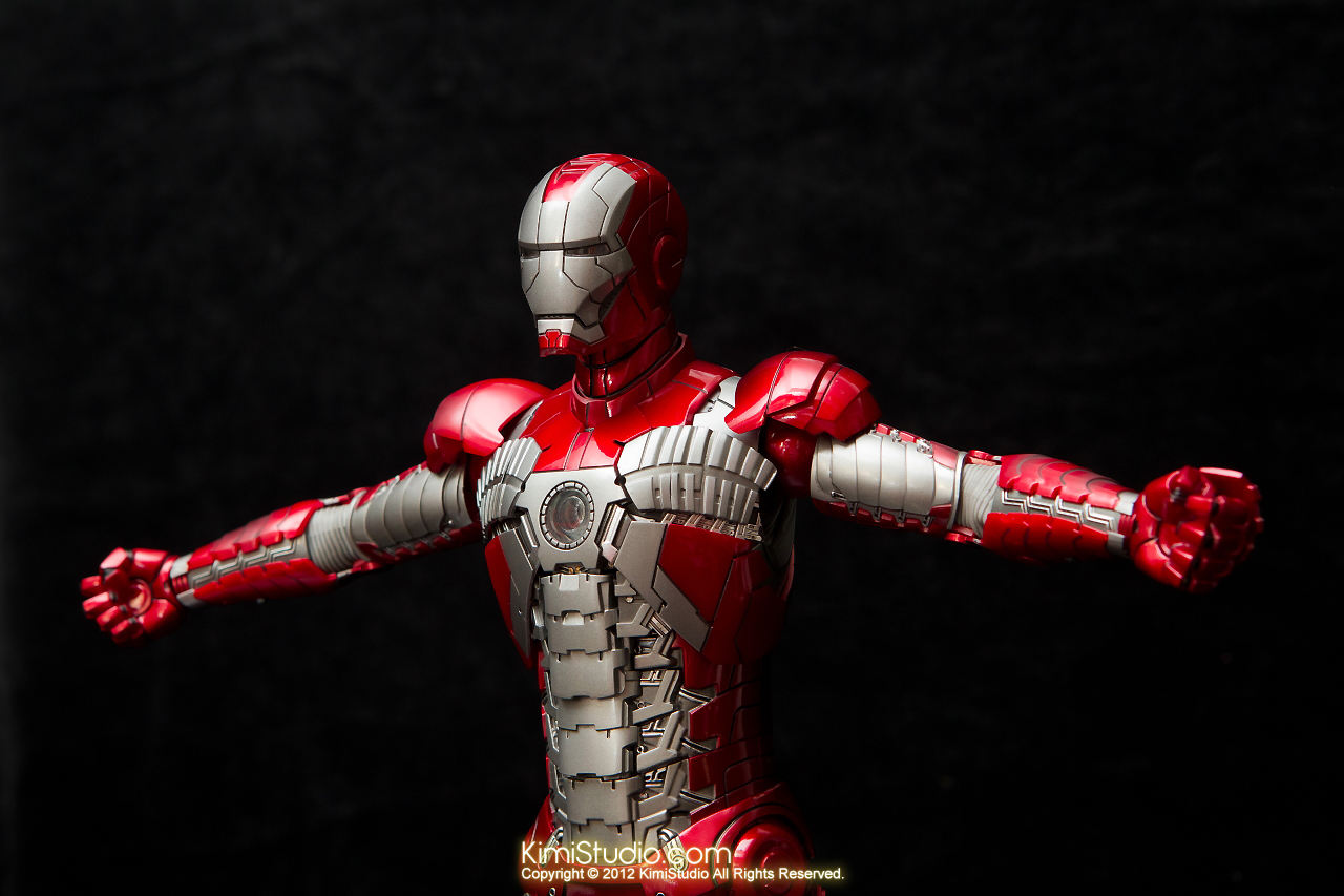 2012.09.01 Hot Toys Iron Man Mark V-029