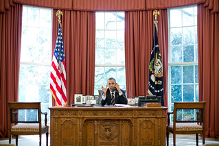 Obama speaking with Netanyahu. Official White House Photo by Pete Souza